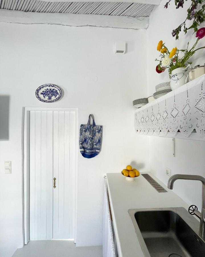 Serifos White Exterior foto